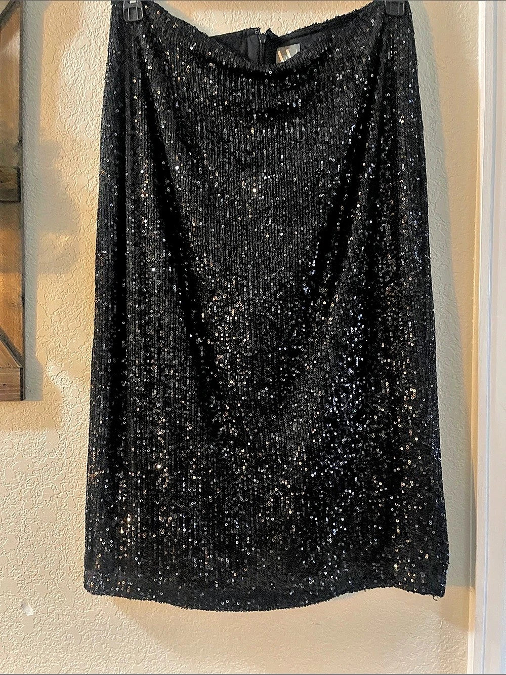 Worthington Sequin skirt in Black Large Like New